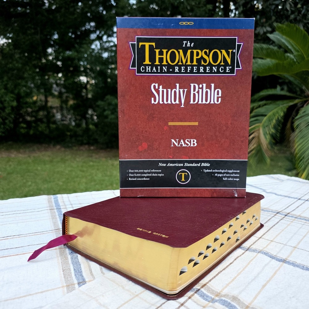 Thompson Chain Reference Study Bible NASB 1993 Burgundy Bonded Leather Box, Tabs